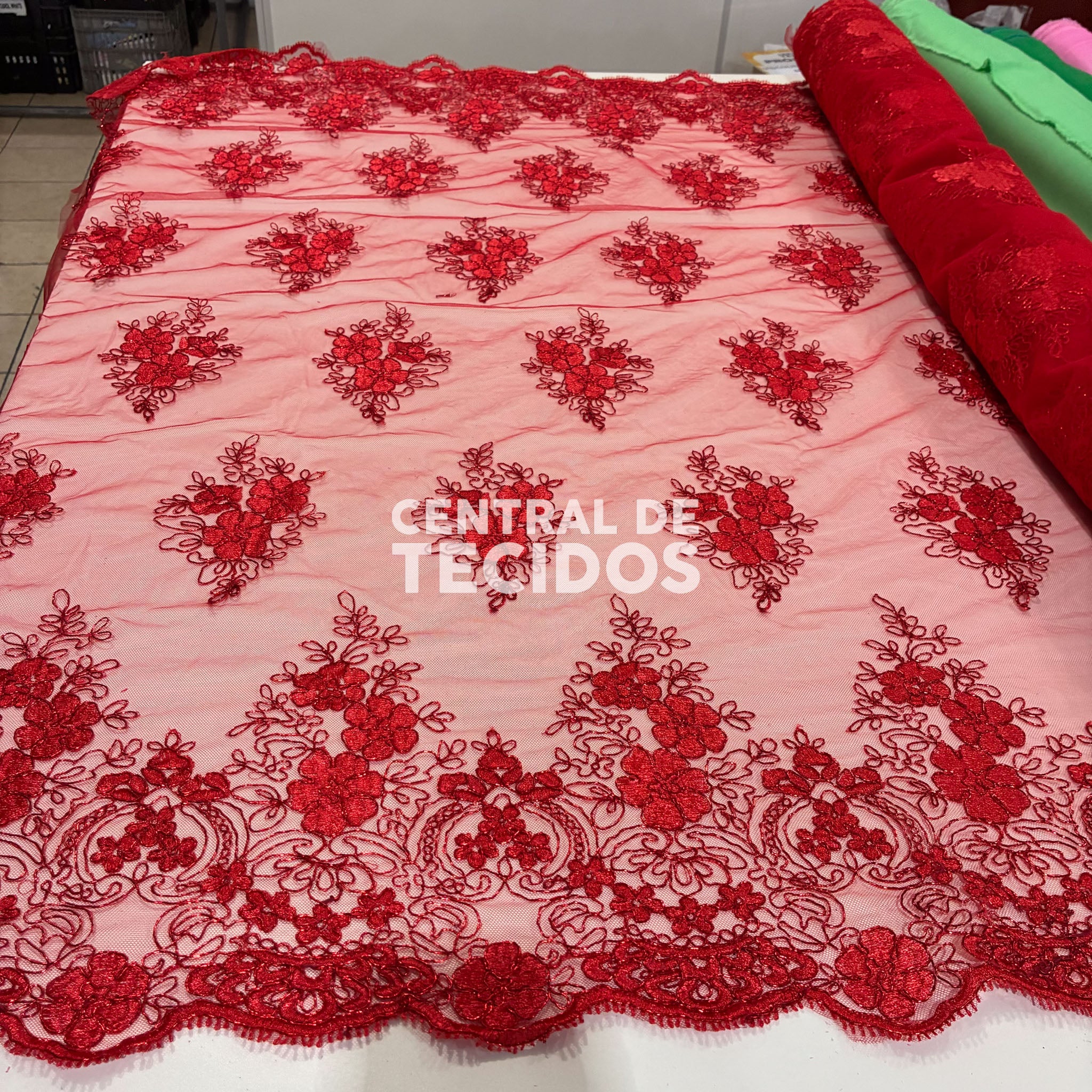 Tule Bordado Metálico Godess 556 Vermelho