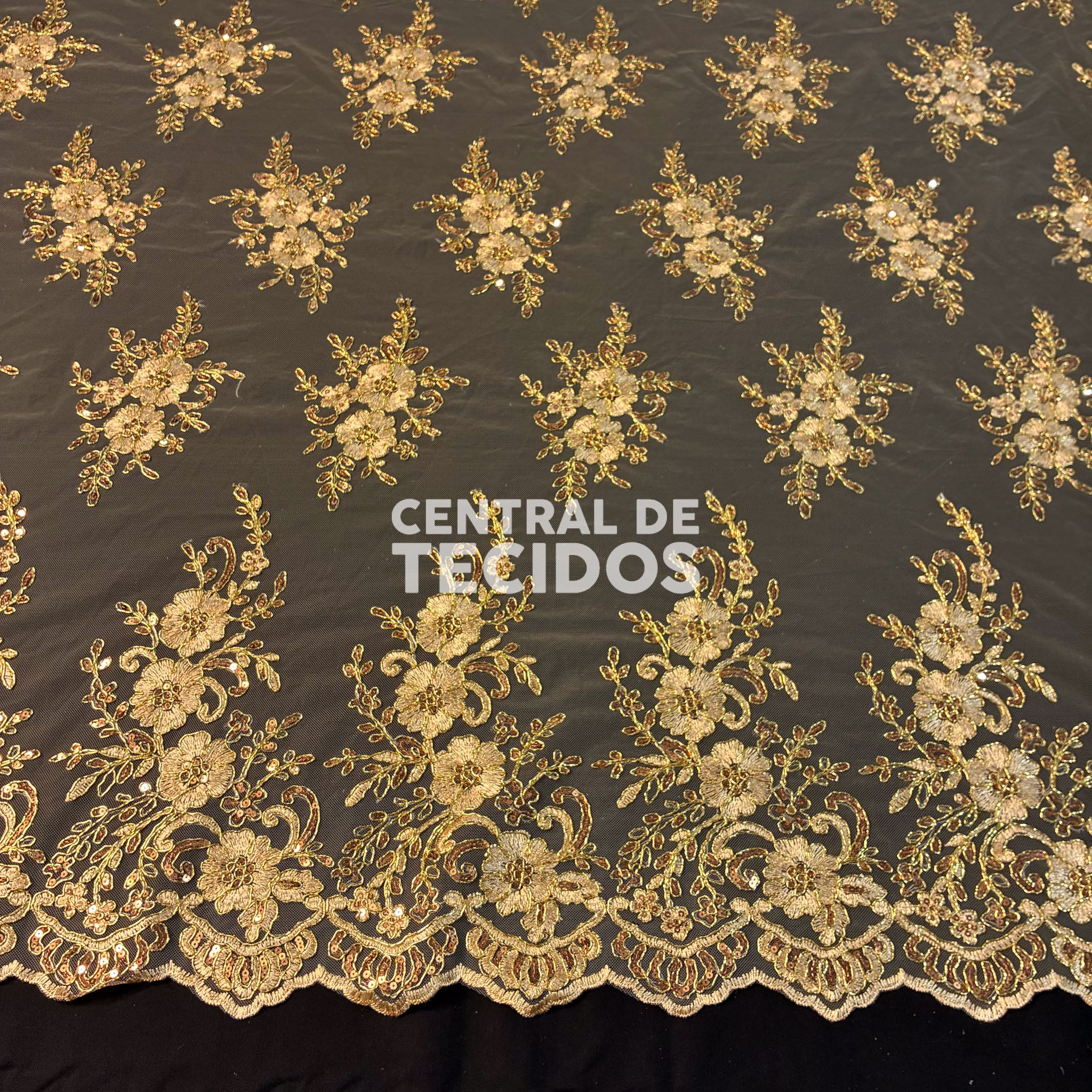 Tule Bordado Soho Dourado Intenso