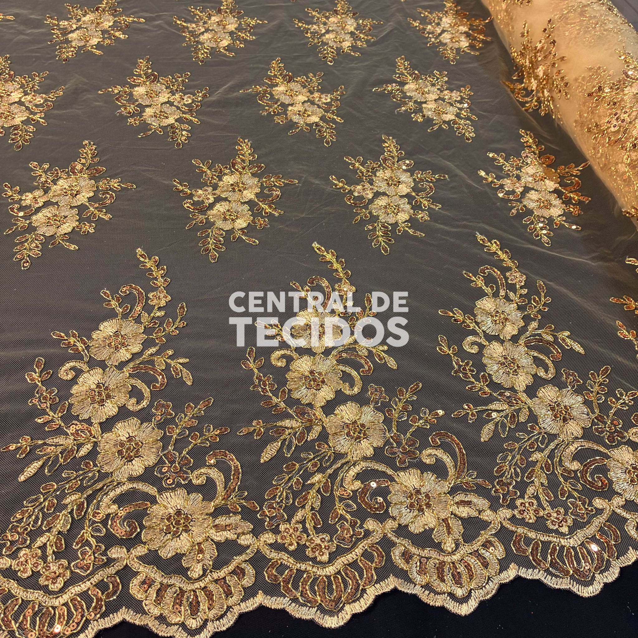 Tule Bordado Soho Dourado Intenso