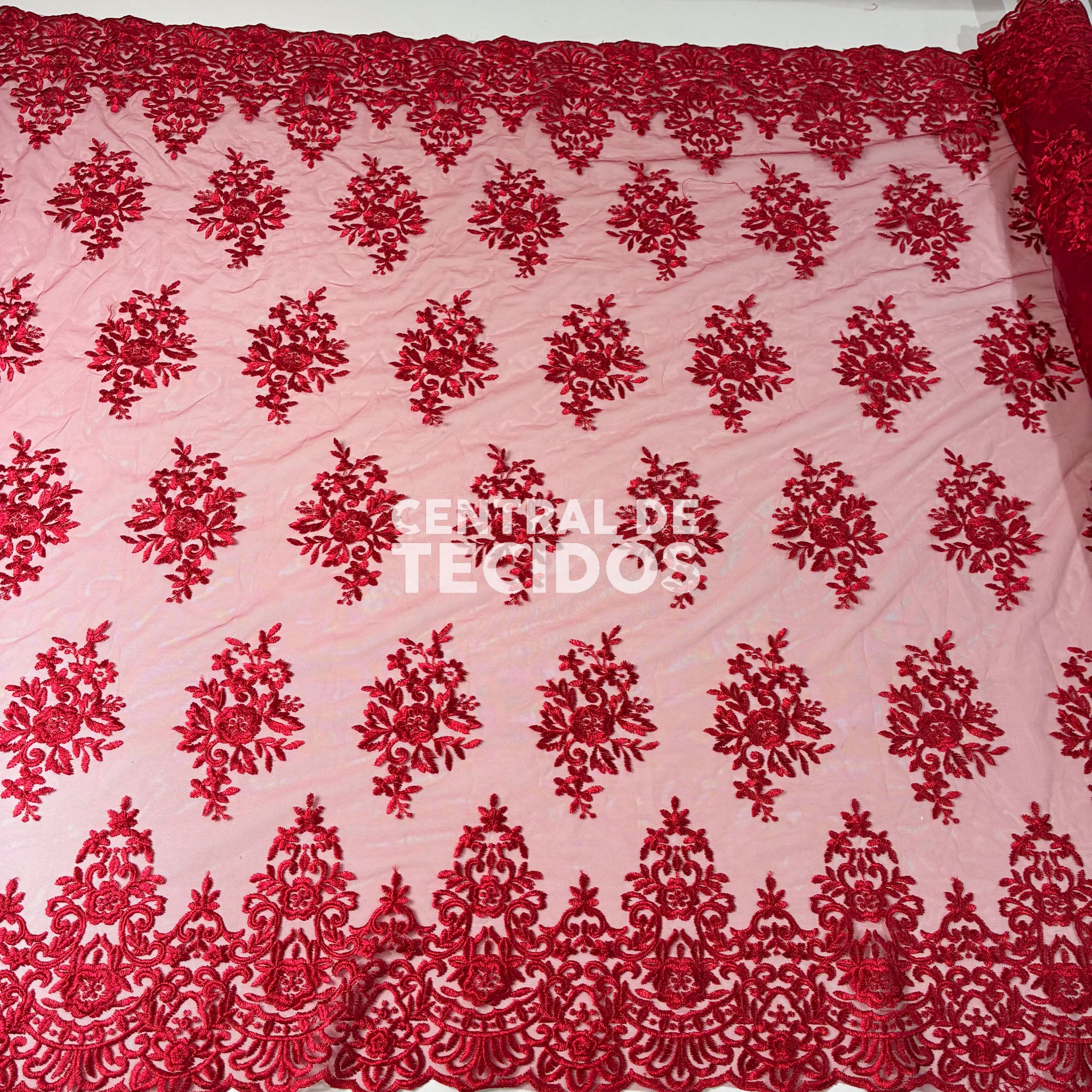 Tule Bordado Juliana Vermelho