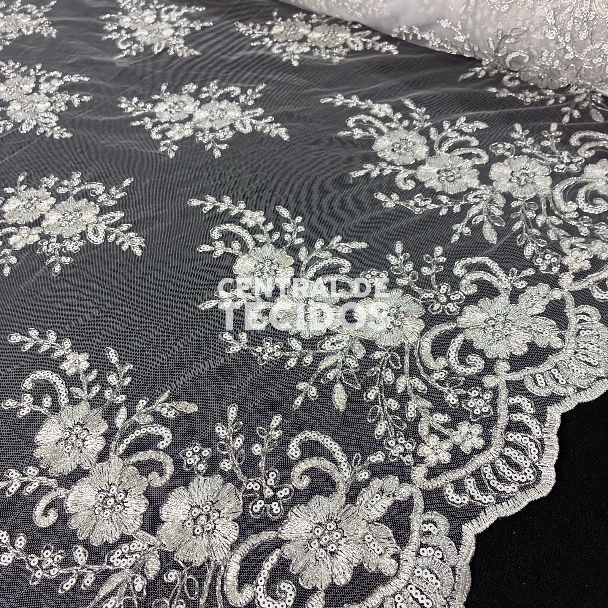 Tule Bordado Soho Branco Prata