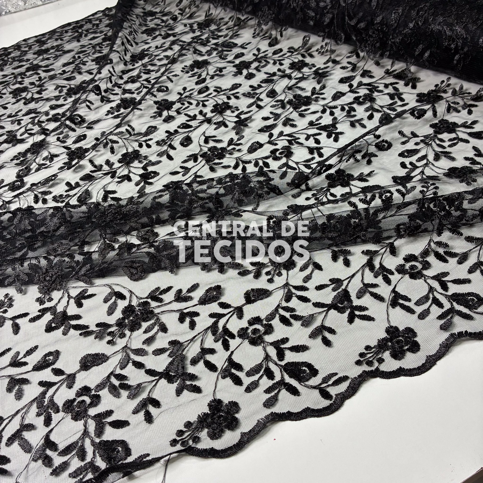 Tule Bordado Nice Preto