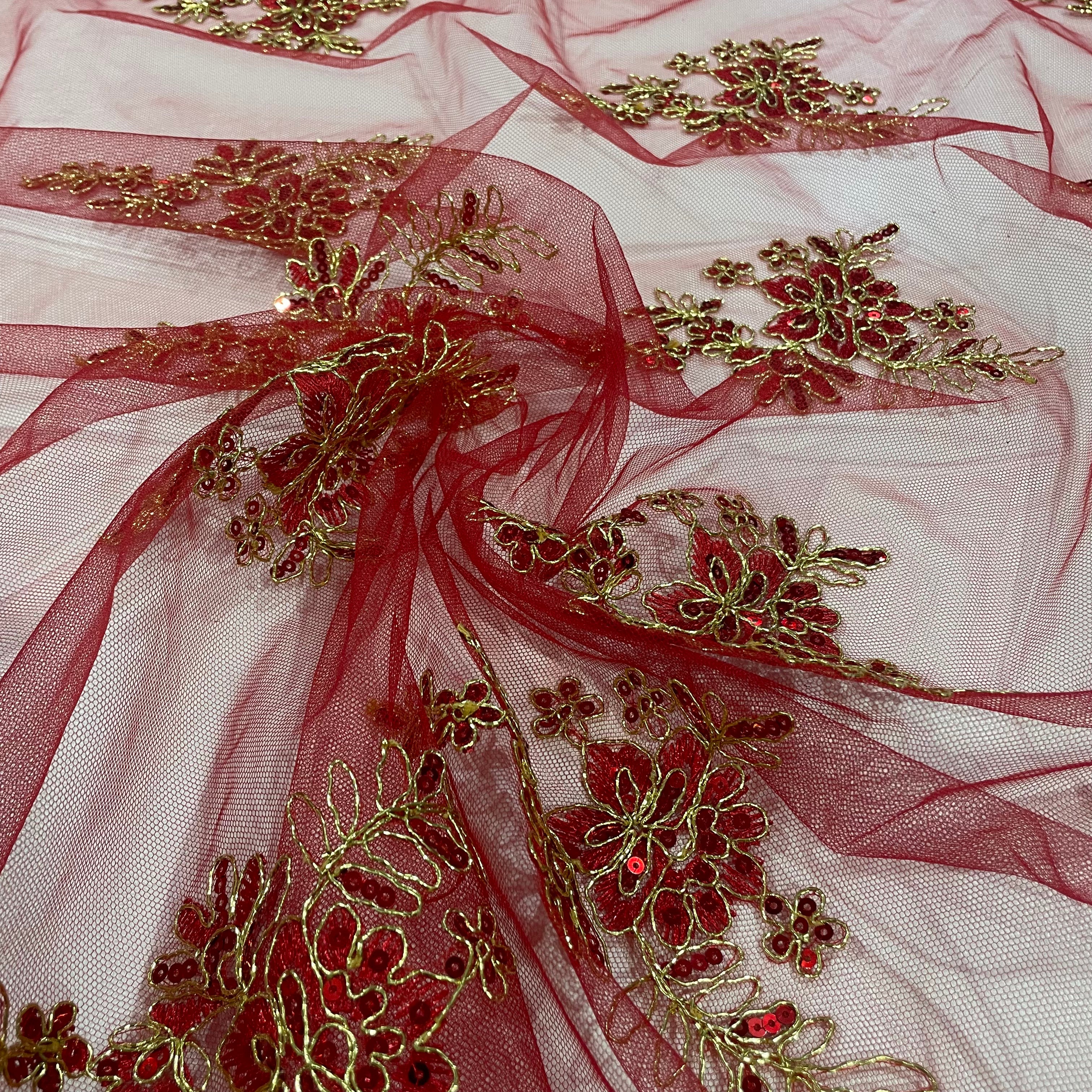 Tule Bordado Soho Metalic Vermelho e Dourado